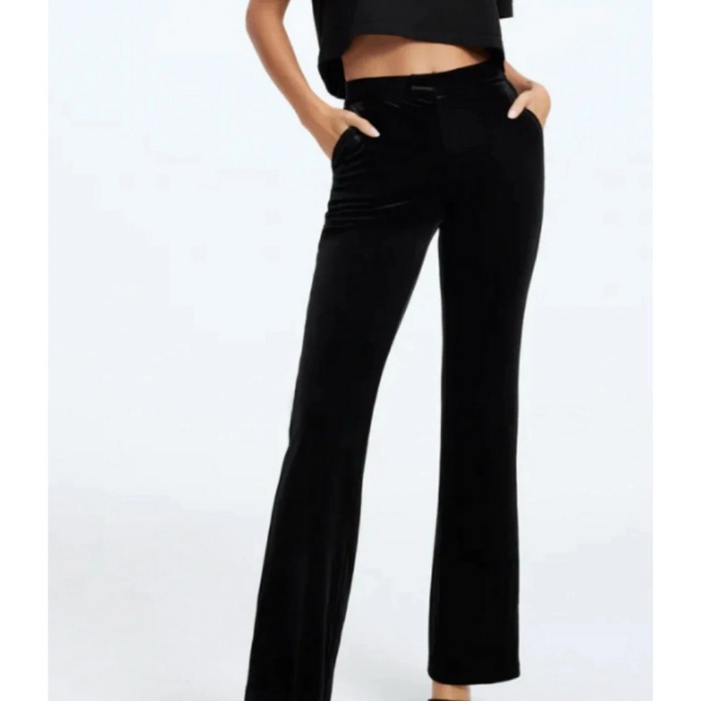 GOOD AMERICAN Velvet Trouser Pants